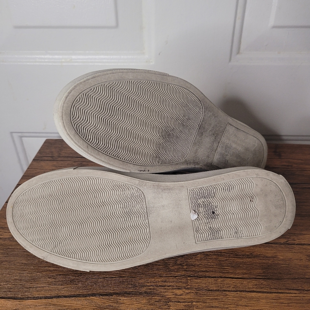 Steve Madden‎ Quilted Ecentrcq Tan Slip-on Shoes Size 8B - Picture 5 of 6